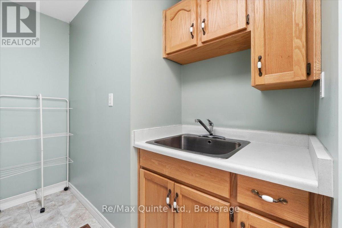 219 HELYER ROAD - 32