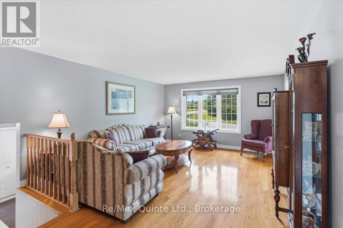 219 HELYER ROAD - 6