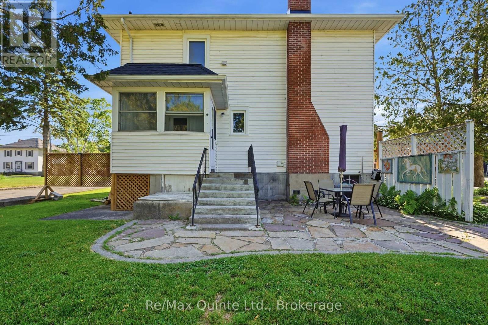 39 TRENT STREET N - 43