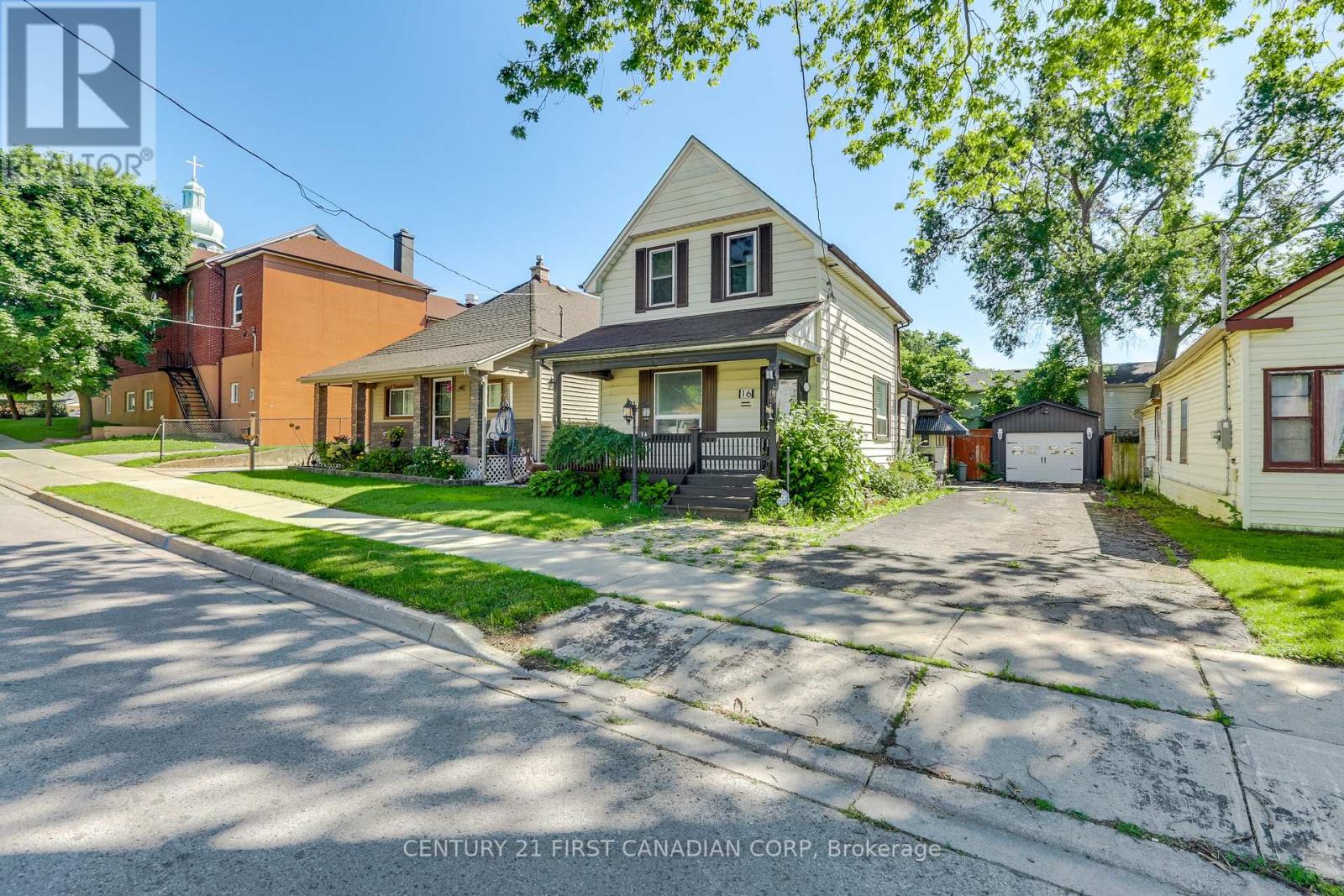 16 LANSDOWNE AVENUE - 2