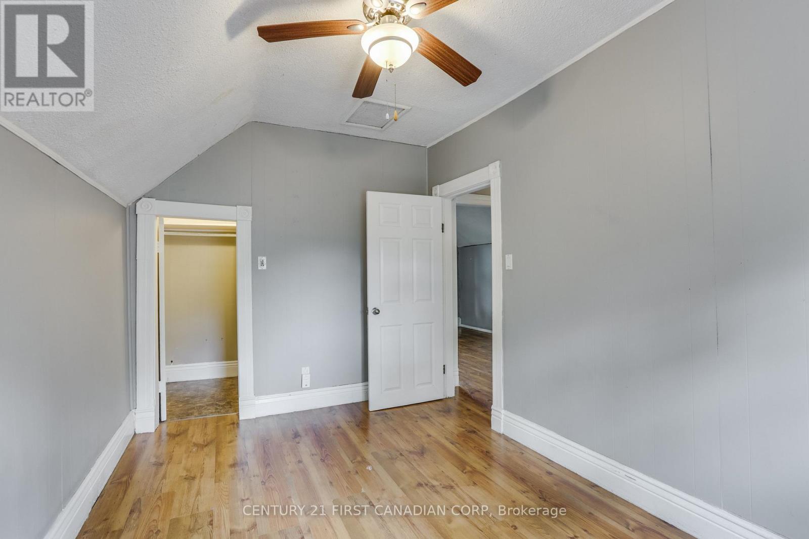 16 LANSDOWNE AVENUE - 26