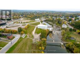 20 Bridge Street, Renfrew, ON K7V3R2 Photo 7