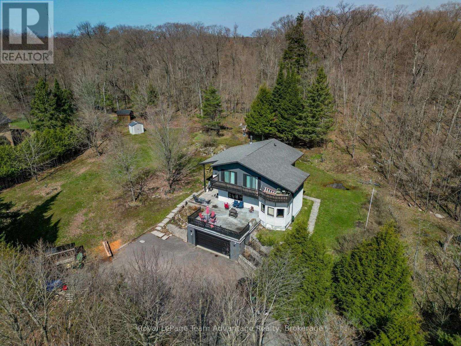 12 TAYLOR CRESCENT - 7