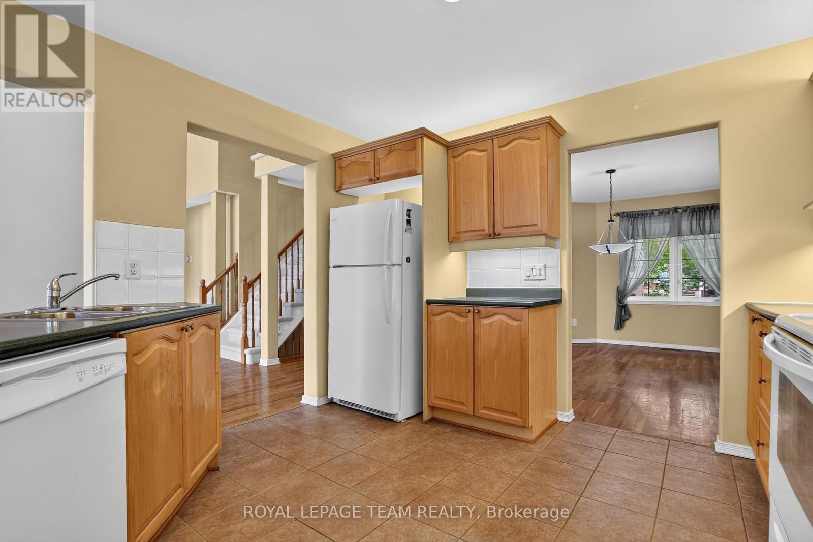 1115 GRENON AVENUE - 14