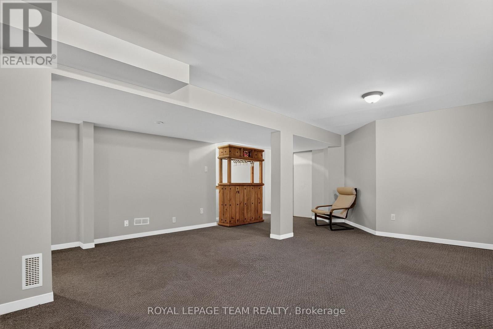 1115 GRENON AVENUE - 37