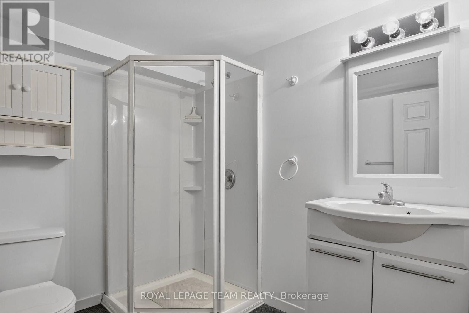 1115 GRENON AVENUE - 39