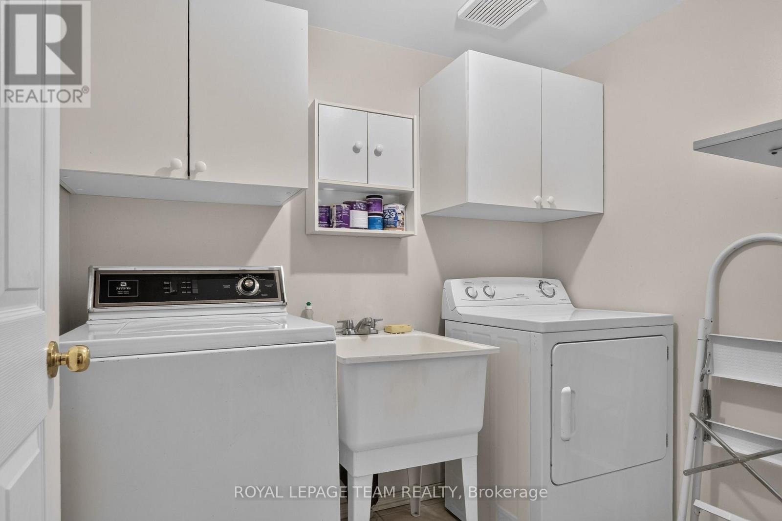 1115 GRENON AVENUE - 46
