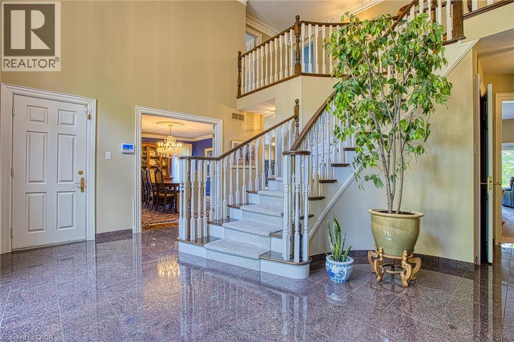 22 BURT Court - 7