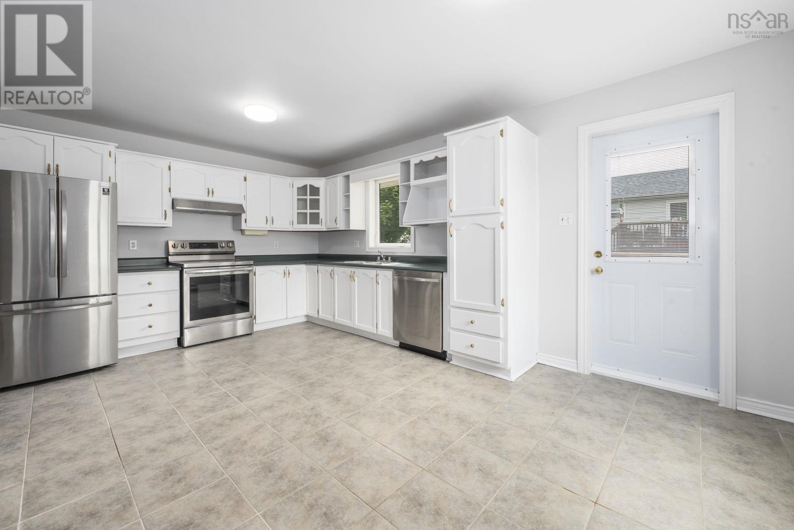 186 Avenue du Portage - 8