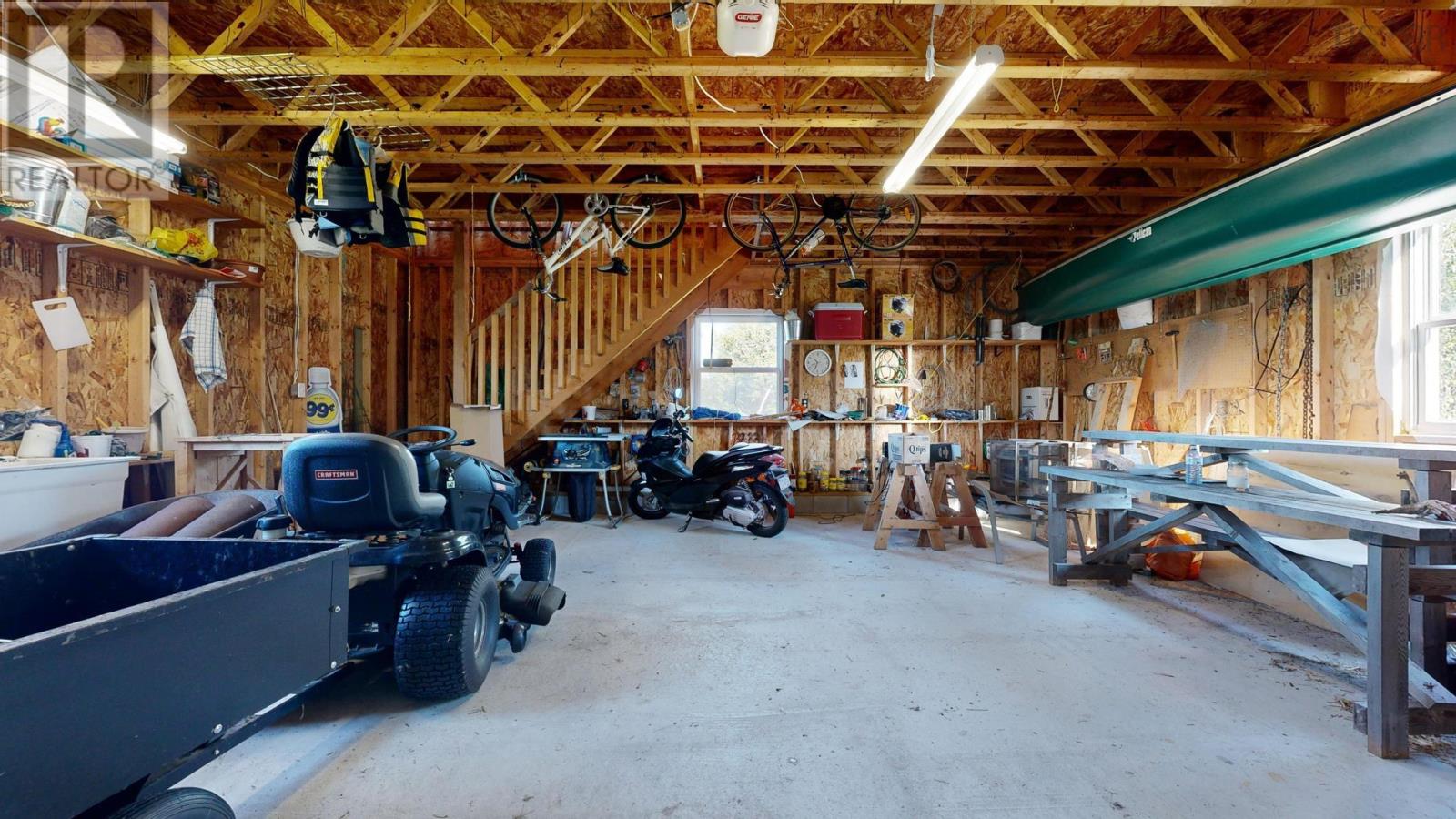 93 Sperry Road - 37