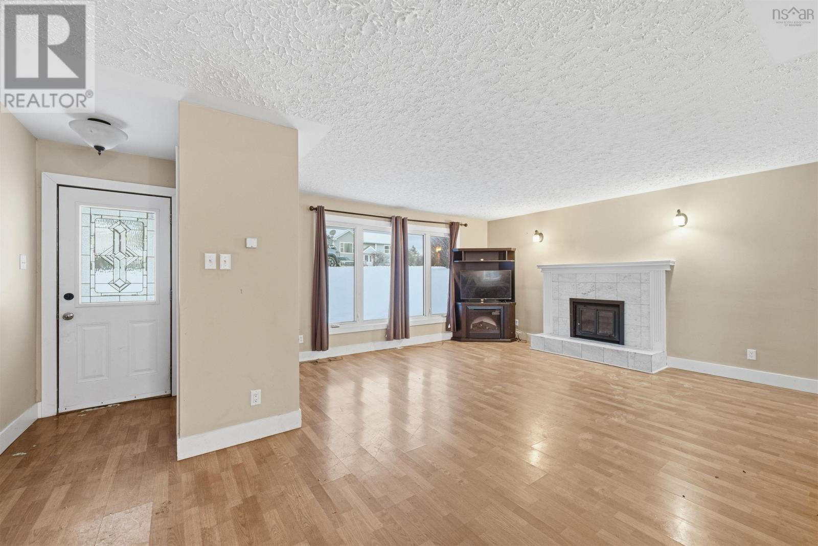 27 Grove Court - 8