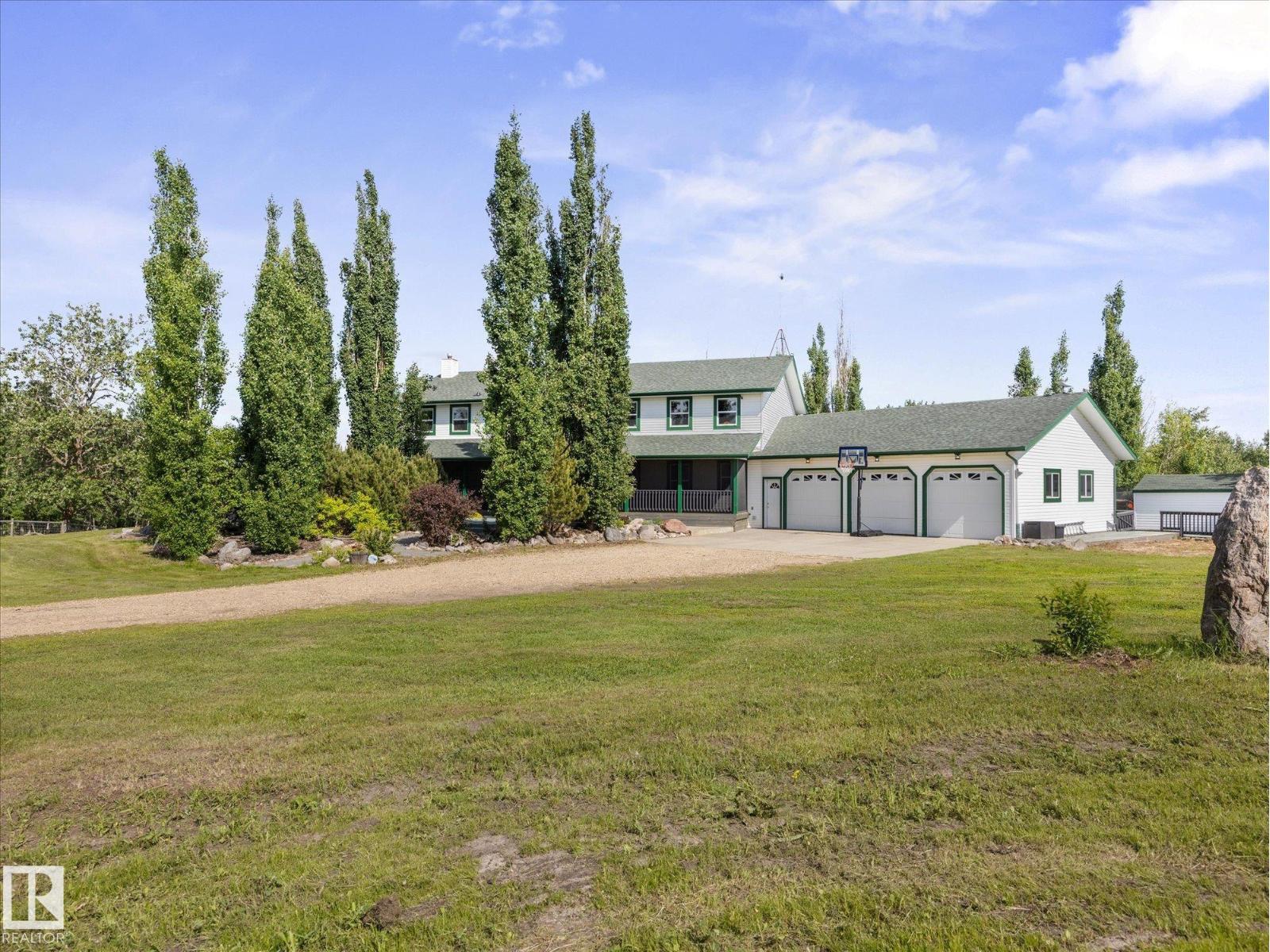 51559 RGE ROAD 204 - 1
