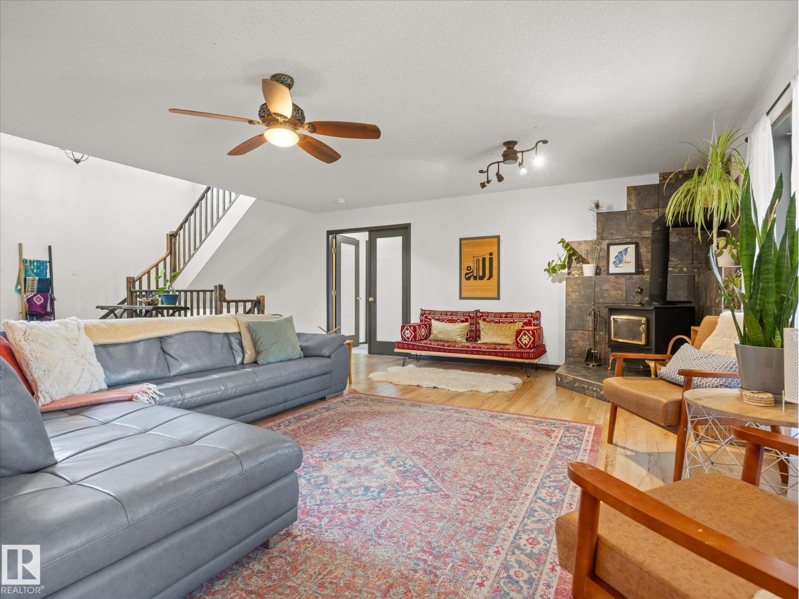 51559 RGE ROAD 204 - 11