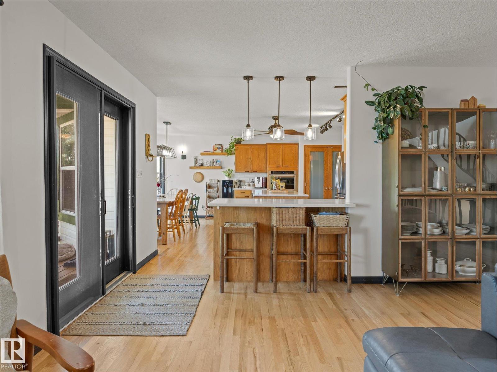 51559 RGE ROAD 204 - 12
