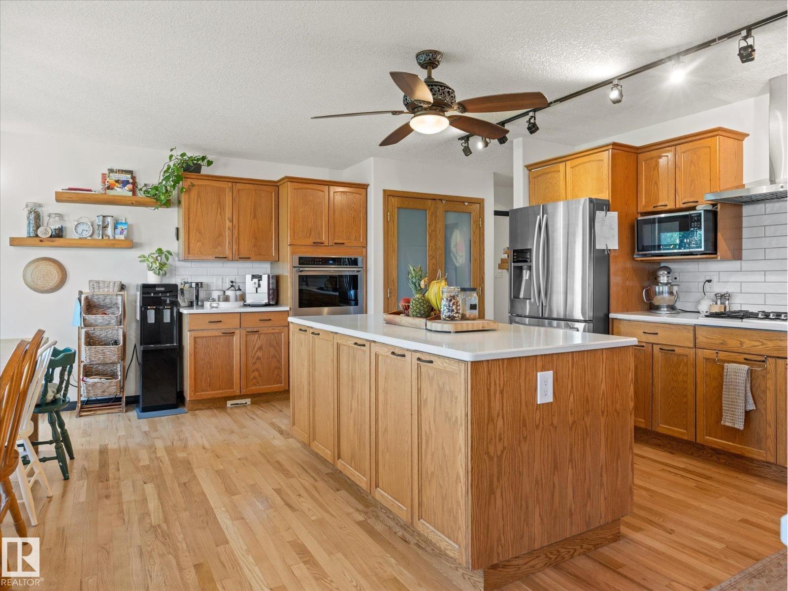 51559 RGE ROAD 204 - 13
