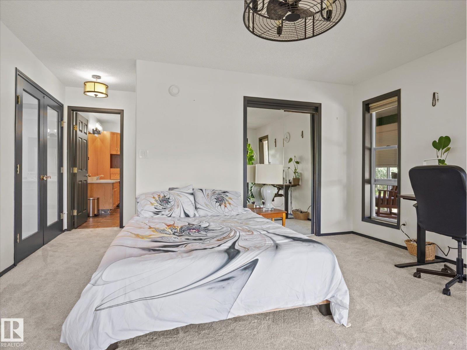 51559 RGE ROAD 204 - 22