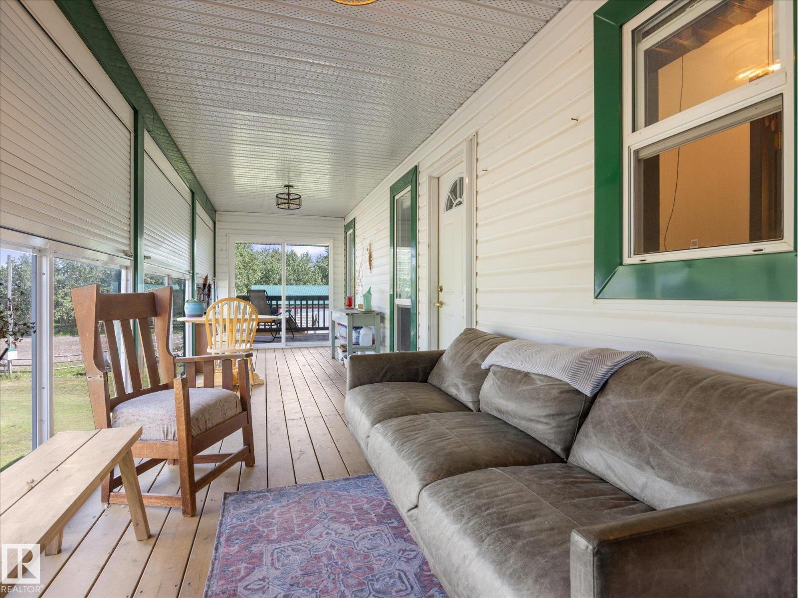 51559 RGE ROAD 204 - 25