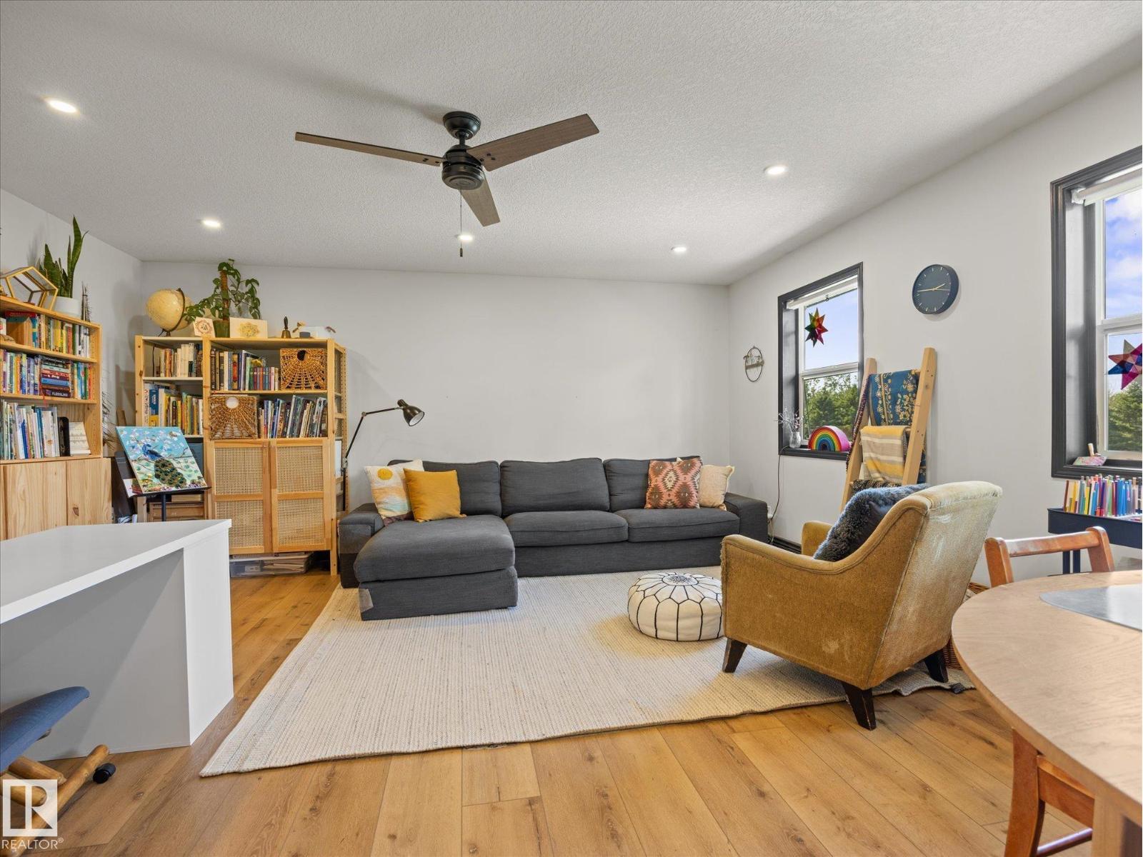 51559 RGE ROAD 204 - 37