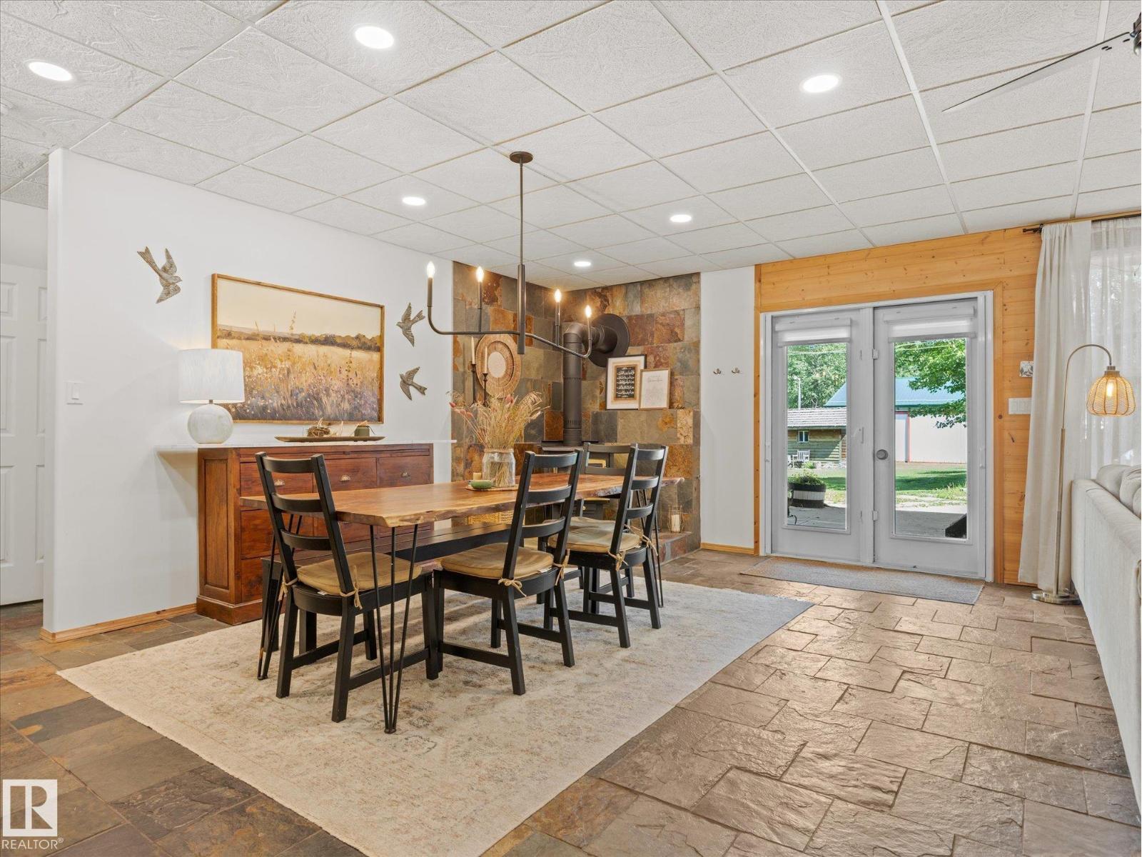51559 RGE ROAD 204 - 40