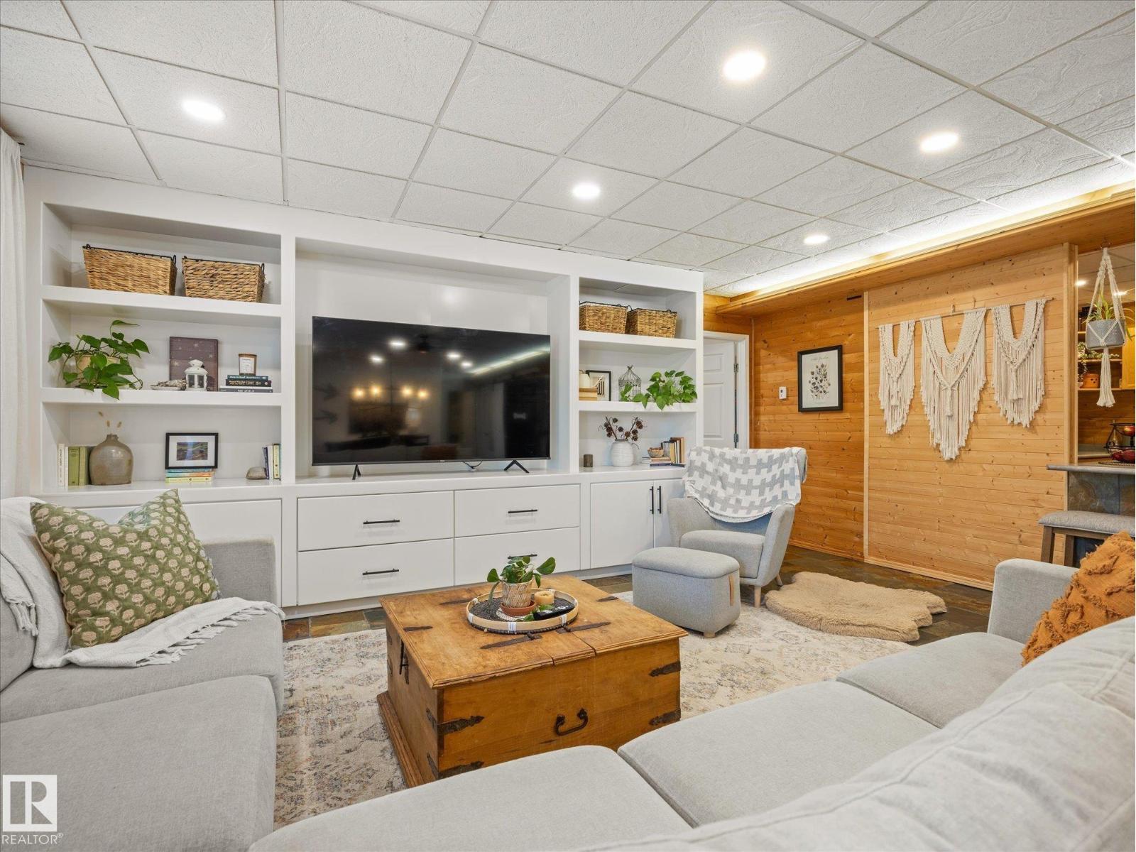 51559 RGE ROAD 204 - 42