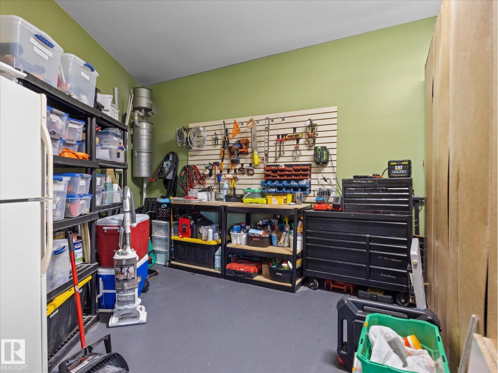 51559 RGE ROAD 204 - 56
