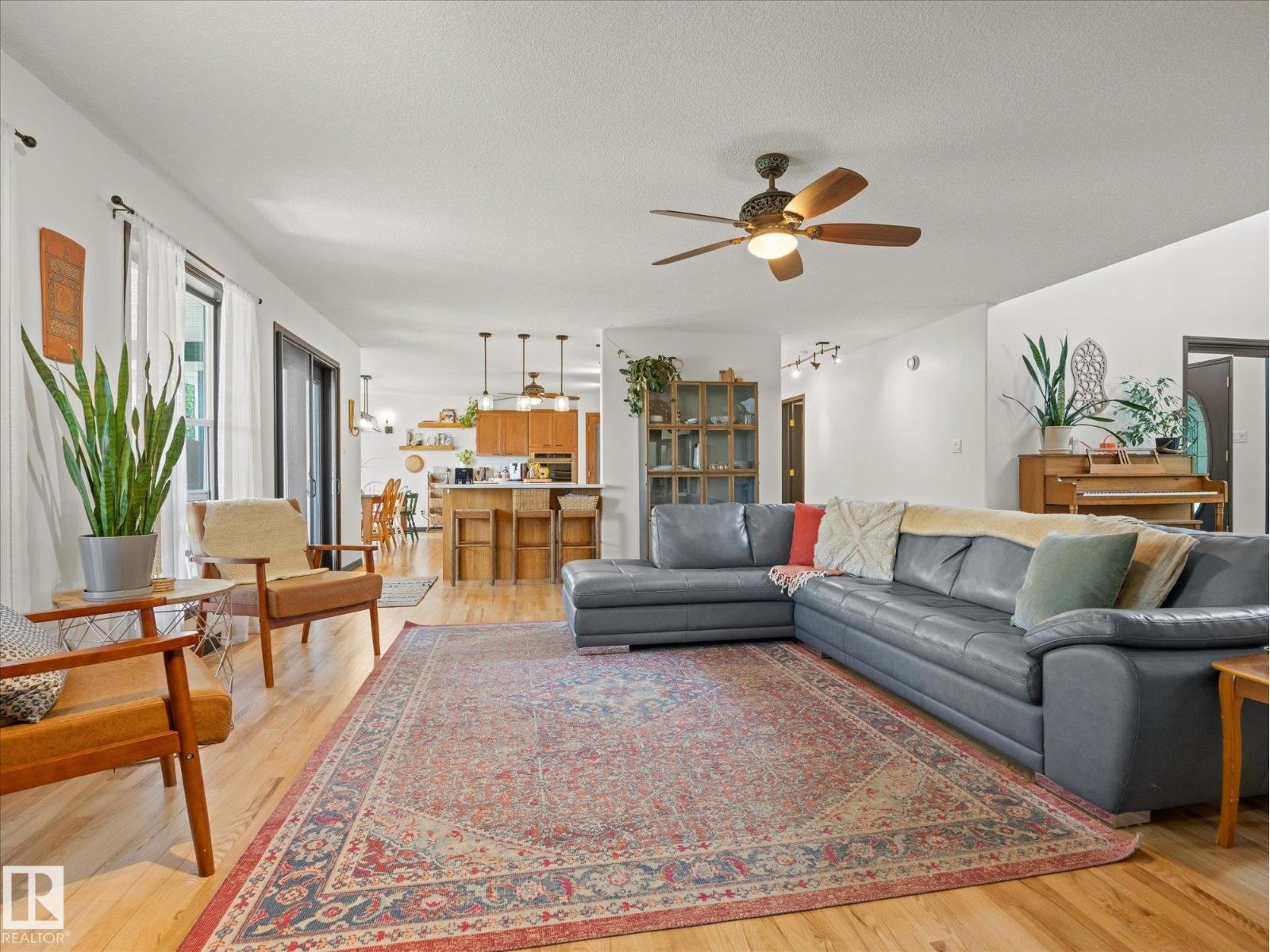 51559 RGE ROAD 204 - 8