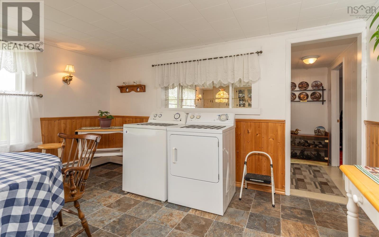 279 Chebogue Road - 16
