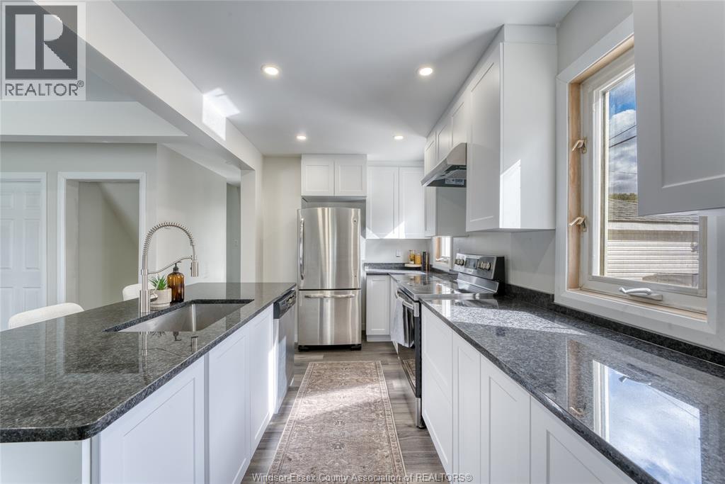 994 EDWARD AVENUE - 10