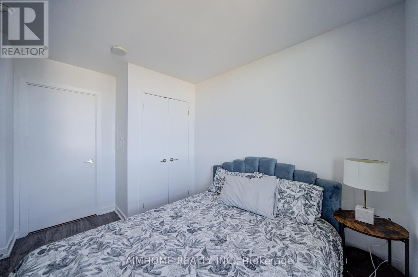 #1522 160 FLEMINGTON ROAD - 16