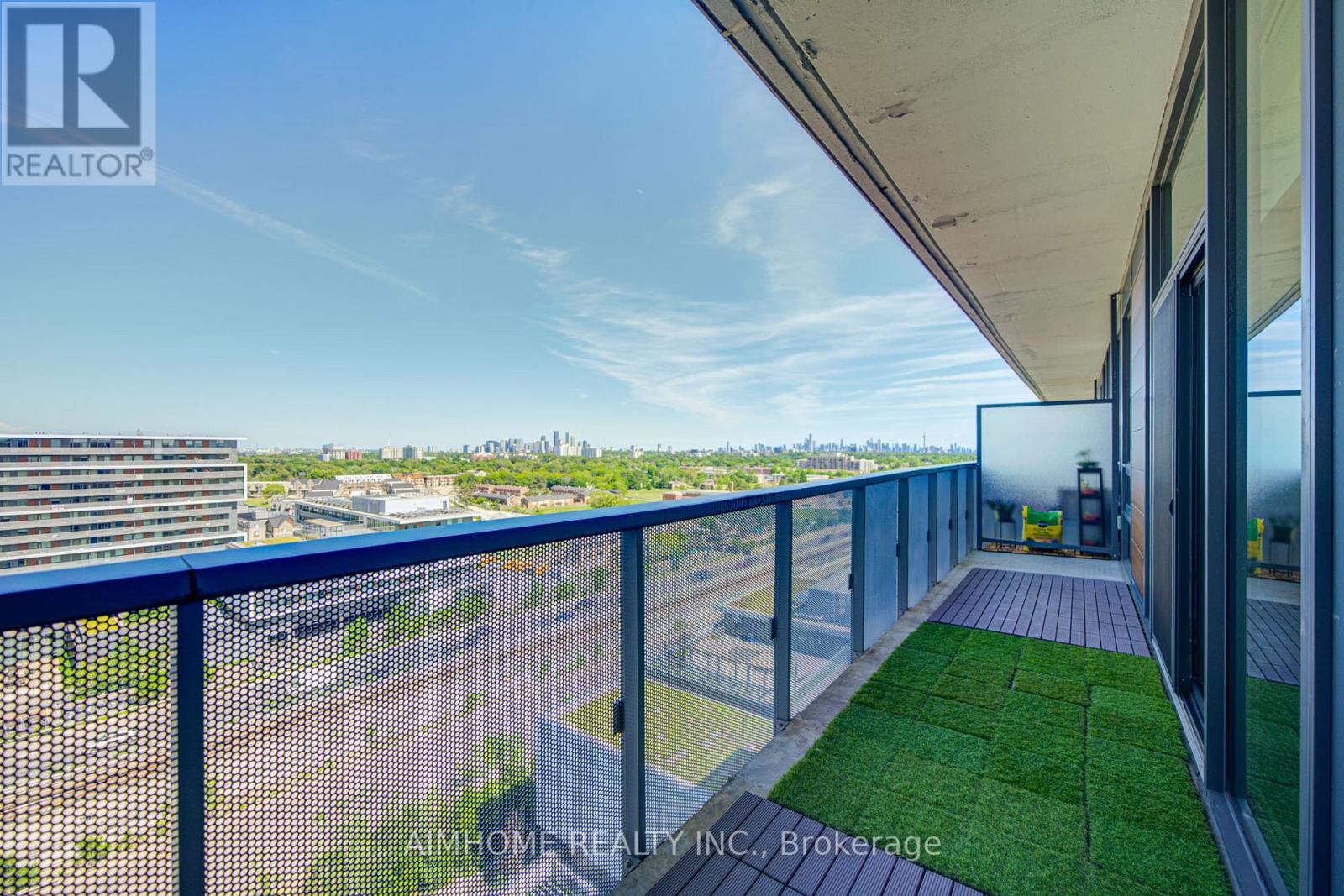 #1522 160 FLEMINGTON ROAD - 21