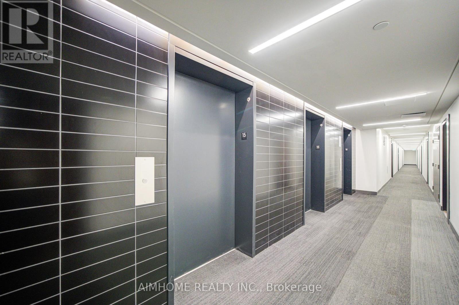 #1522 160 FLEMINGTON ROAD - 4