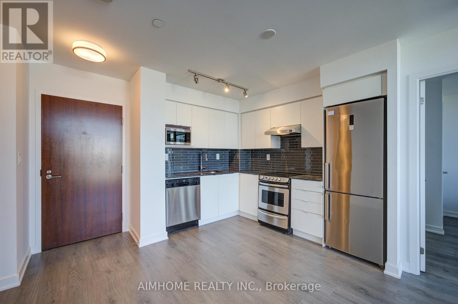 #1522 160 FLEMINGTON ROAD - 9