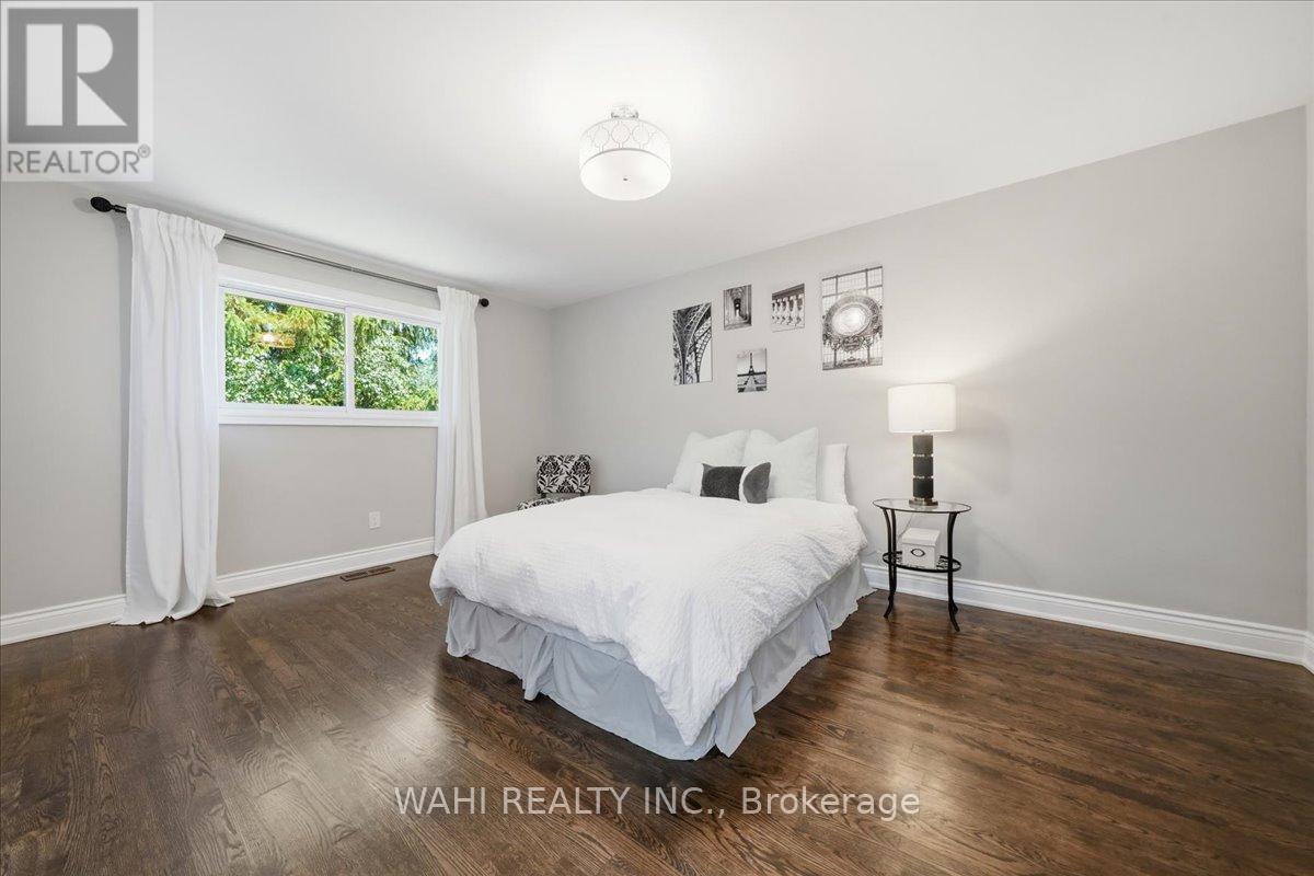 1141 VICKI LANE - 31