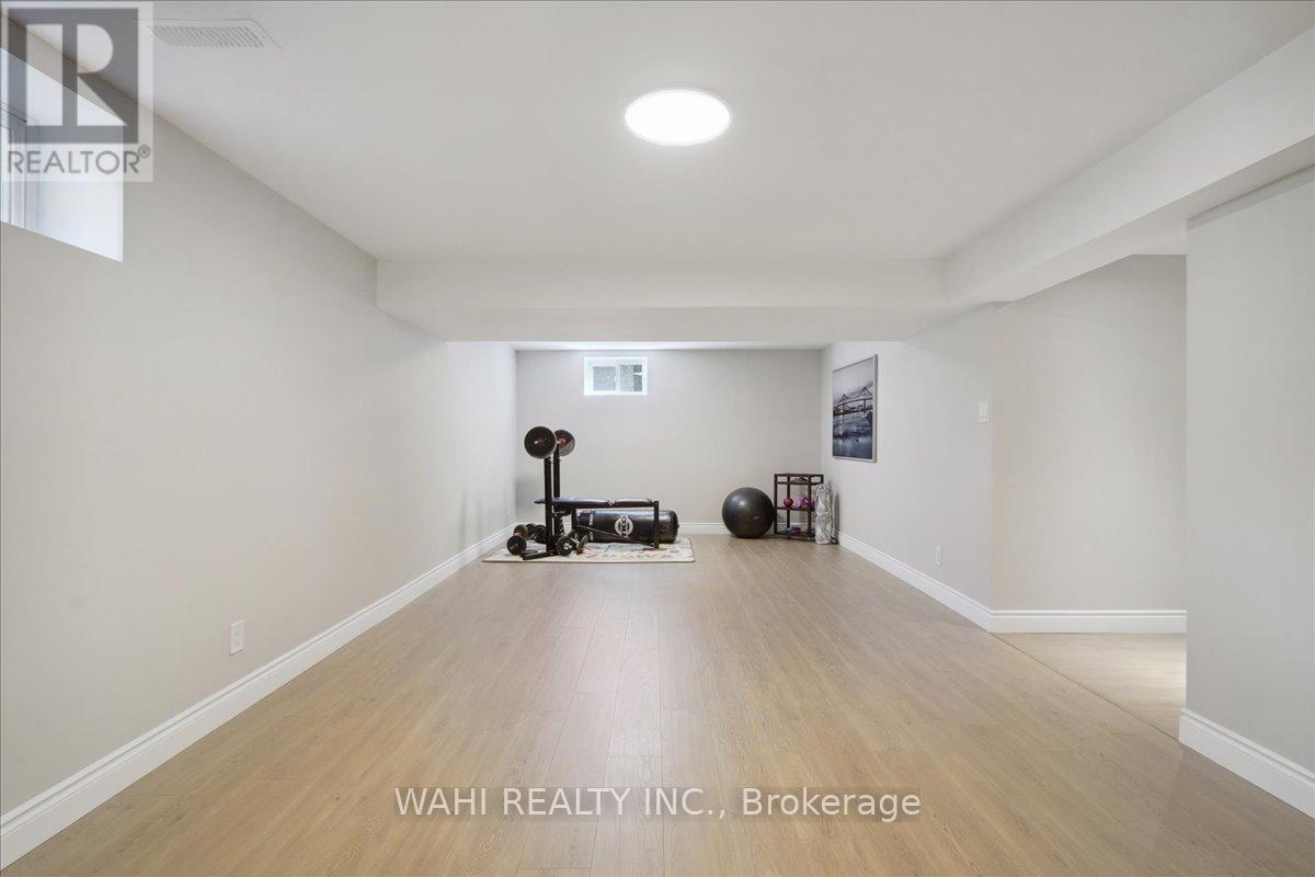 1141 VICKI LANE - 36