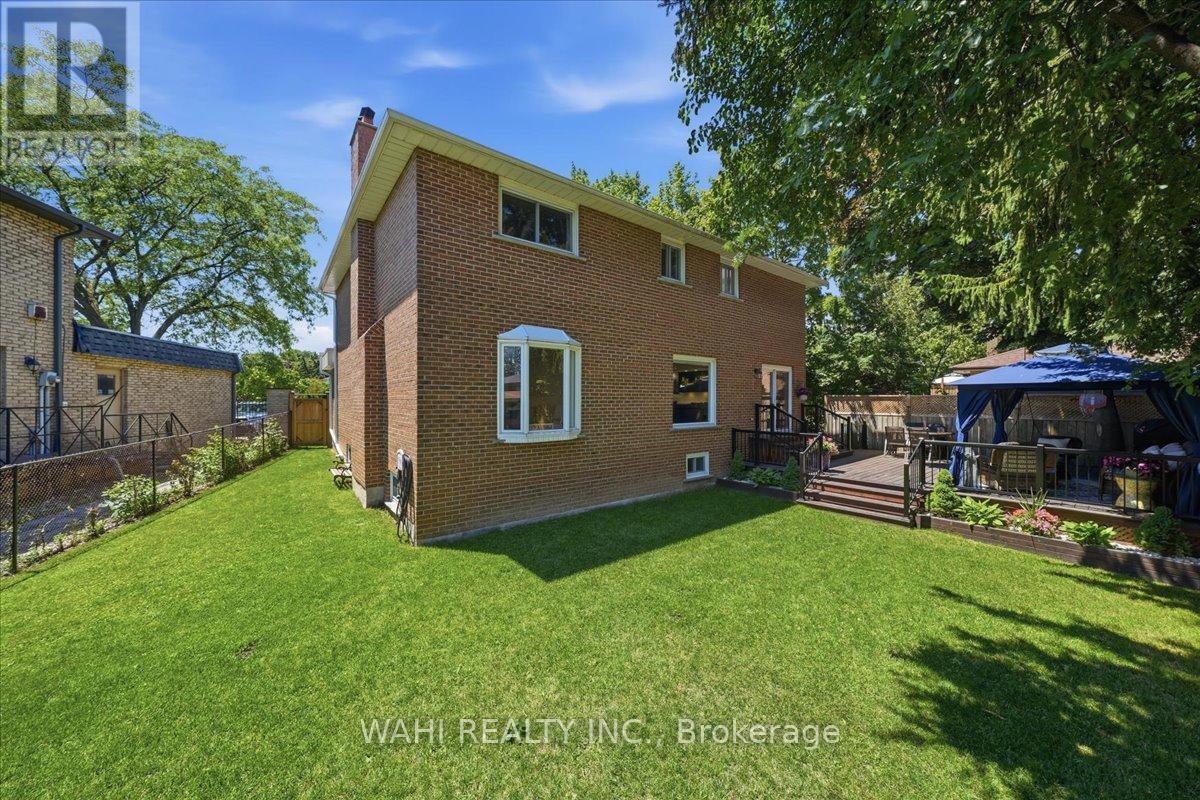 1141 VICKI LANE - 40