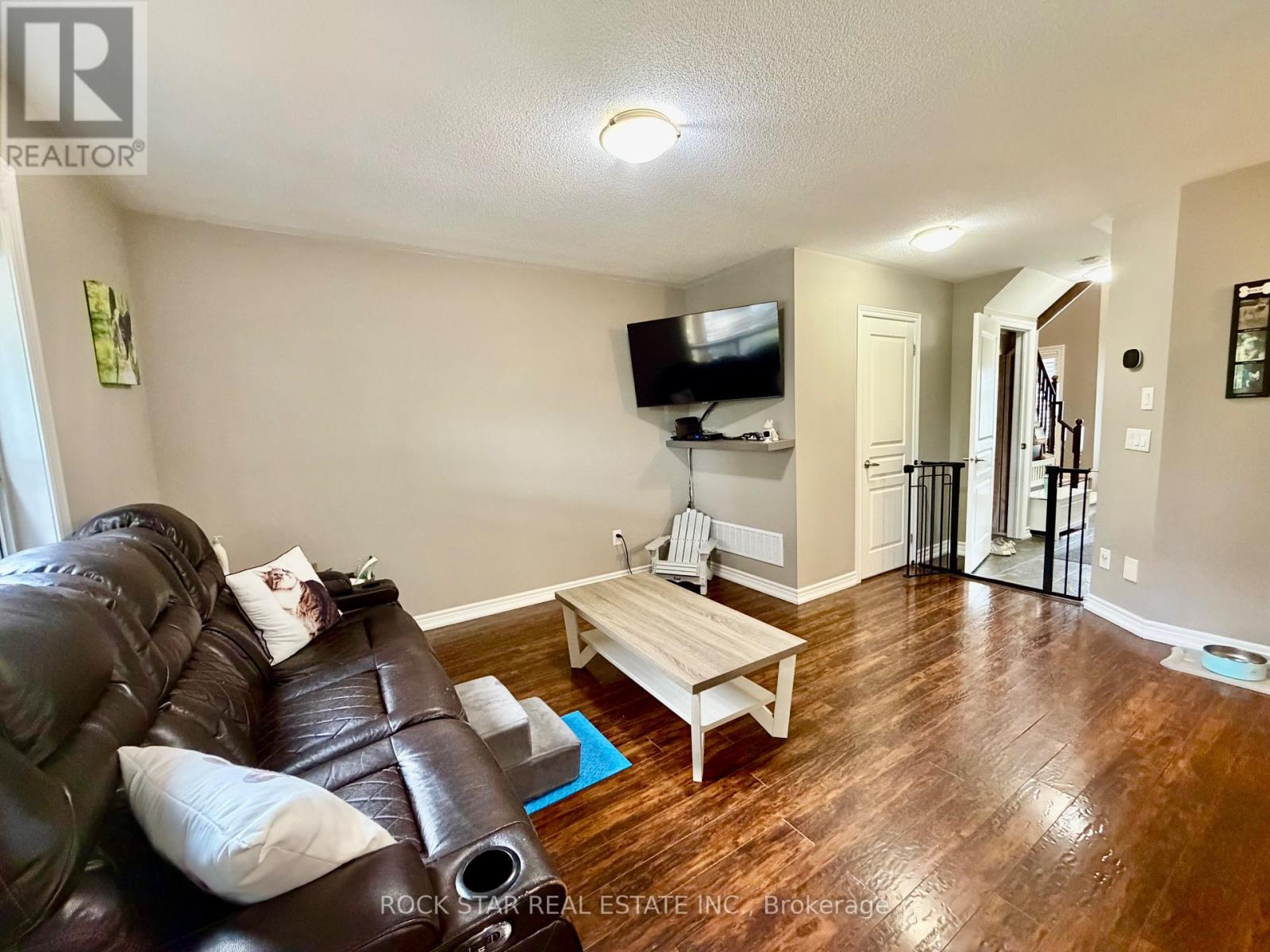 416 ORVIS CRESCENT - 16
