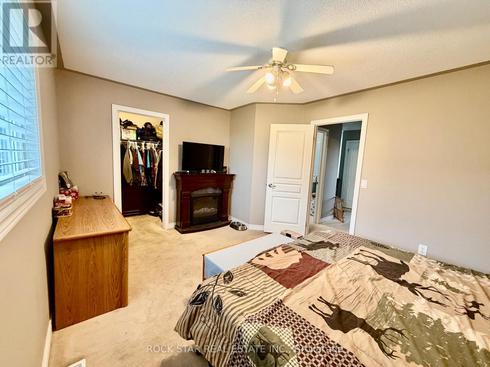 416 ORVIS CRESCENT - 22
