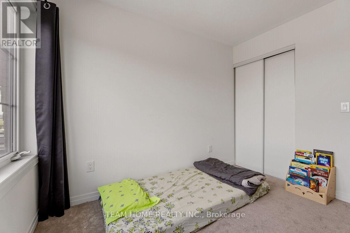 356 BISMARK DRIVE - 32