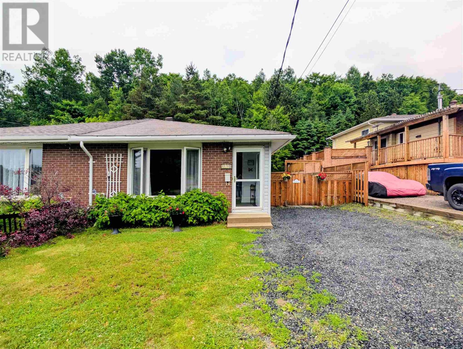 168B Ottawa AVE - 1