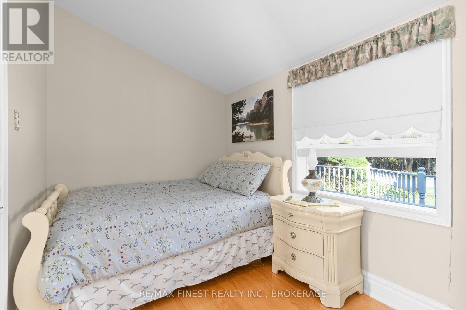 180 NAPANEE ROAD - 13