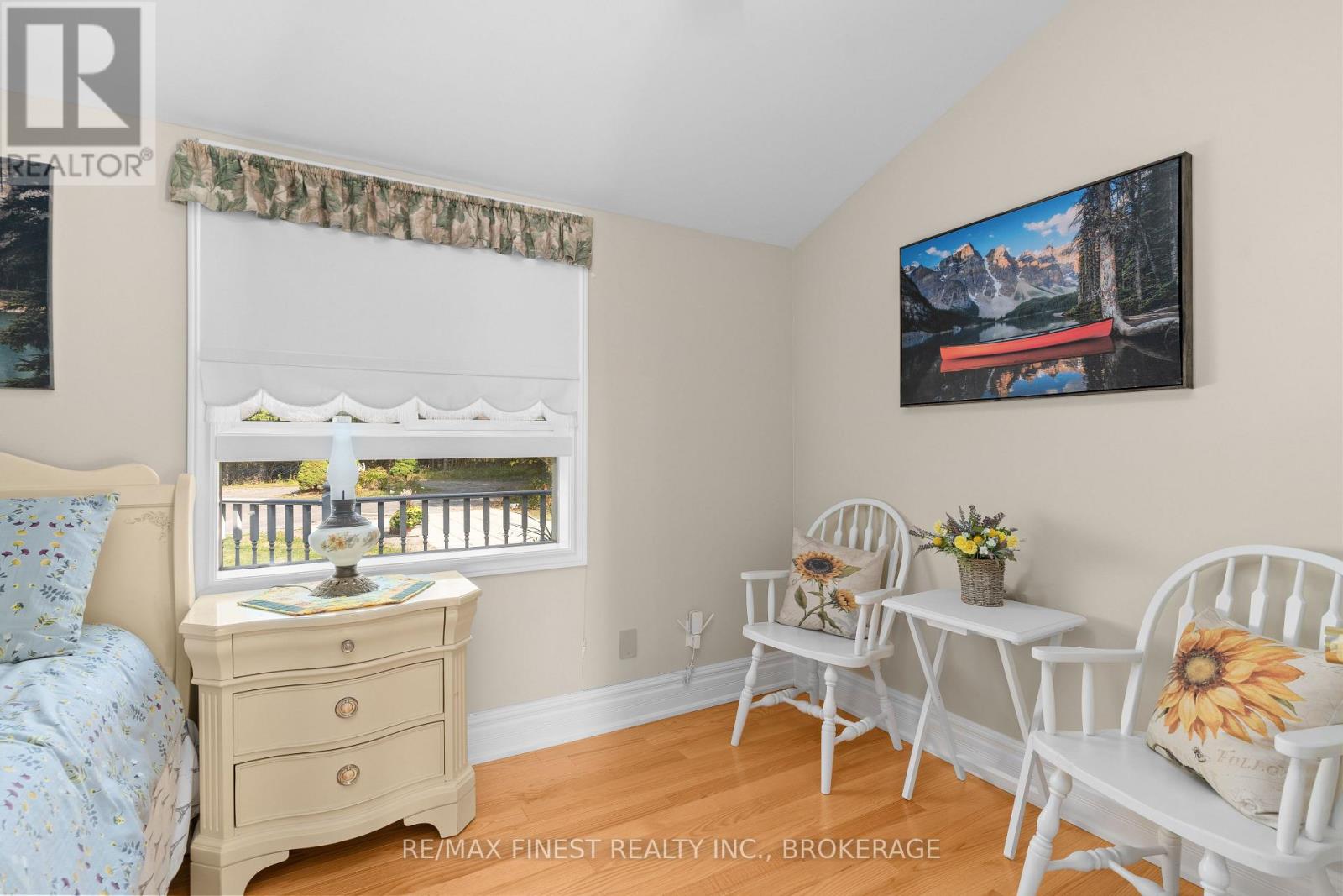 180 NAPANEE ROAD - 14