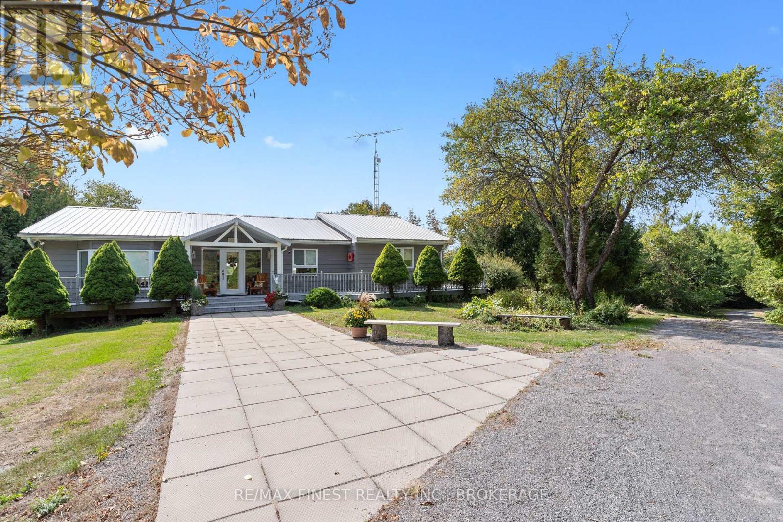 180 NAPANEE ROAD - 22