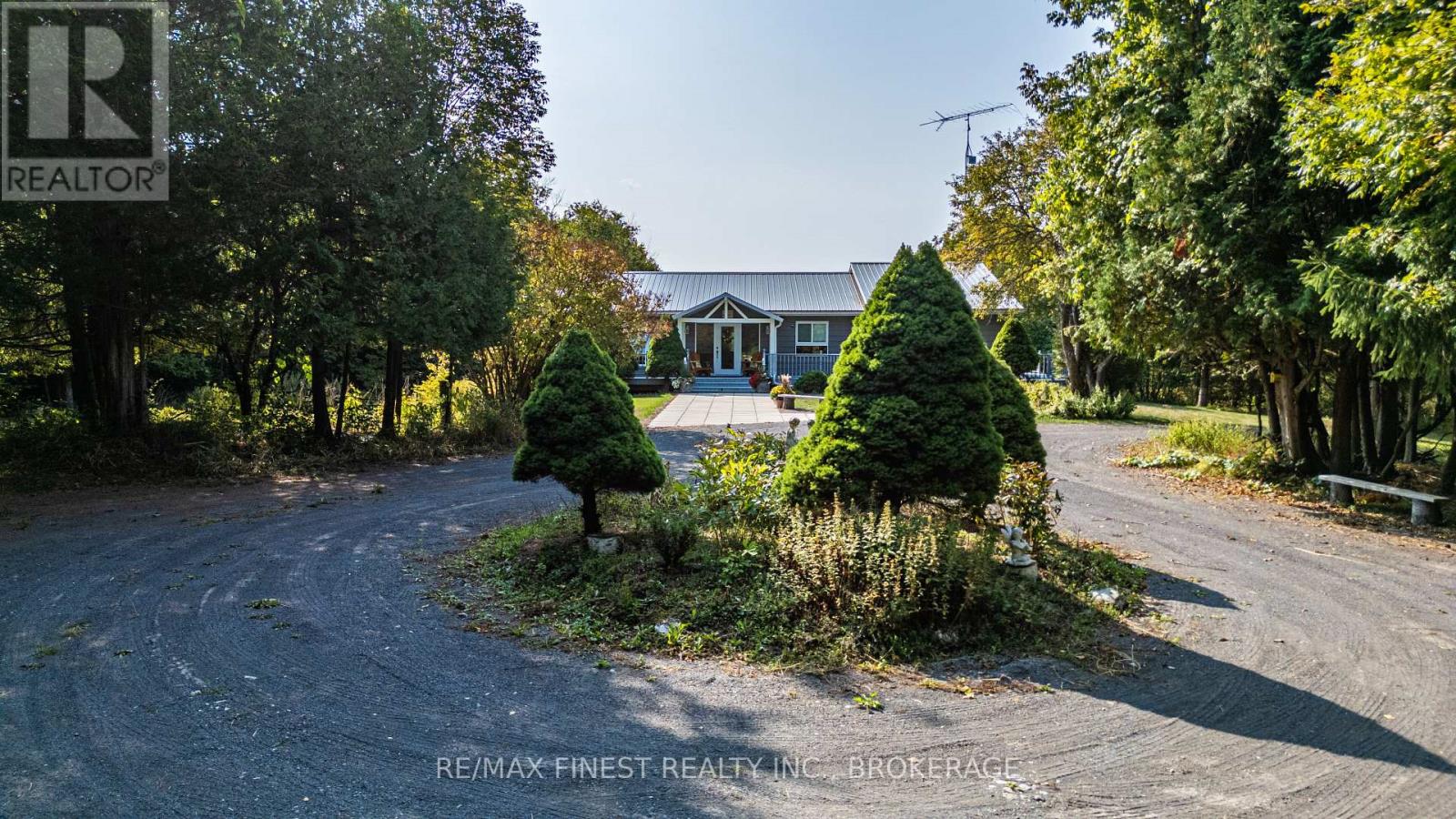 180 NAPANEE ROAD - 24