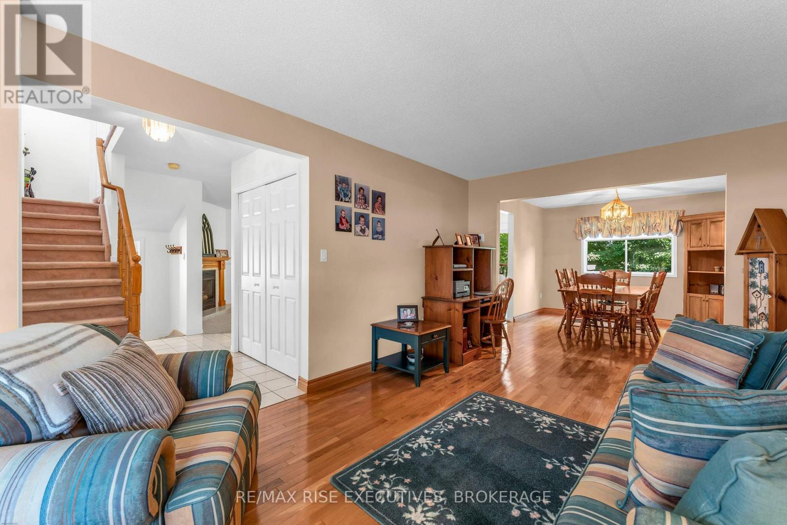 1304 FISHER CRESCENT - 18
