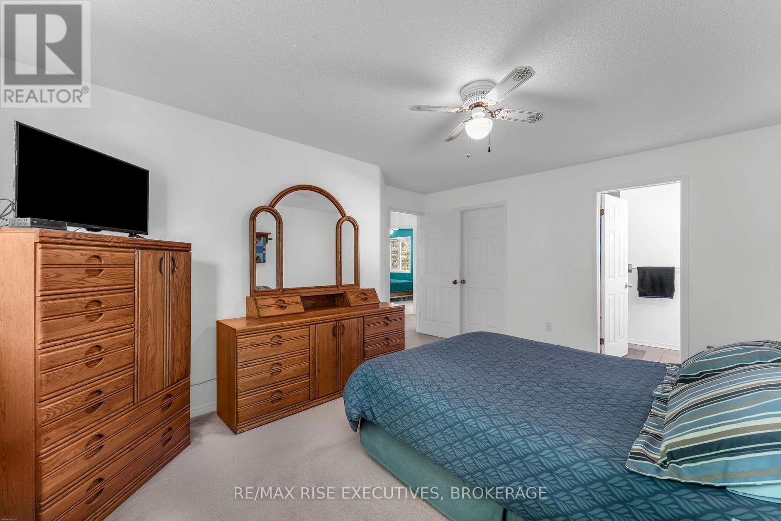 1304 FISHER CRESCENT - 25