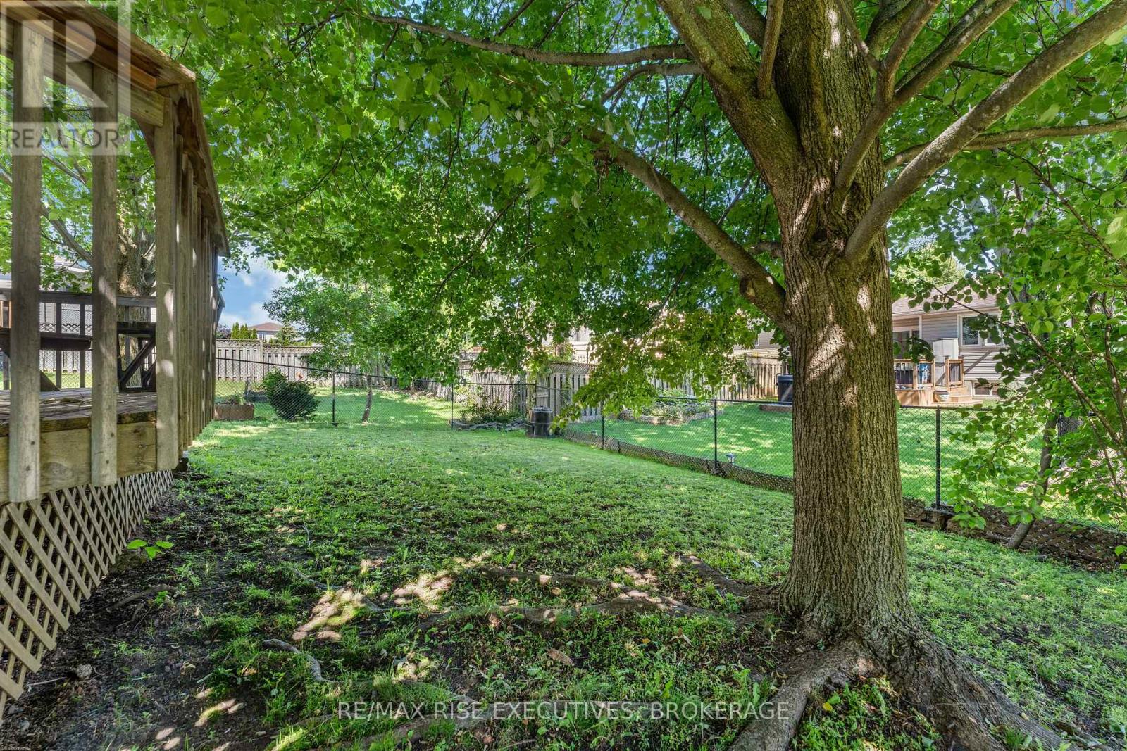 1304 FISHER CRESCENT - 45