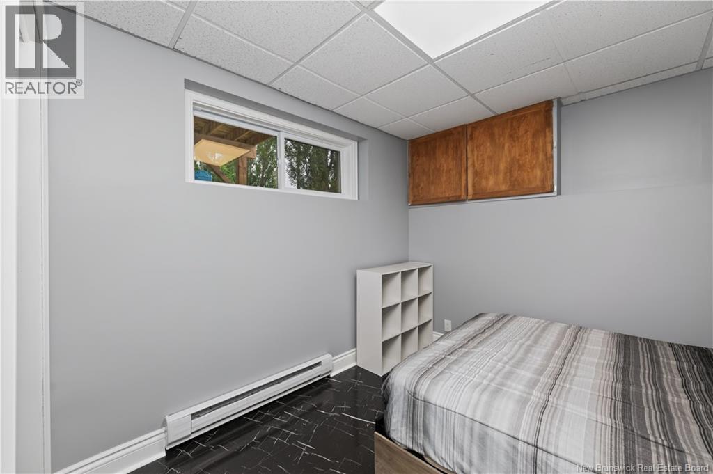641 CHARLINE Avenue - Image 37