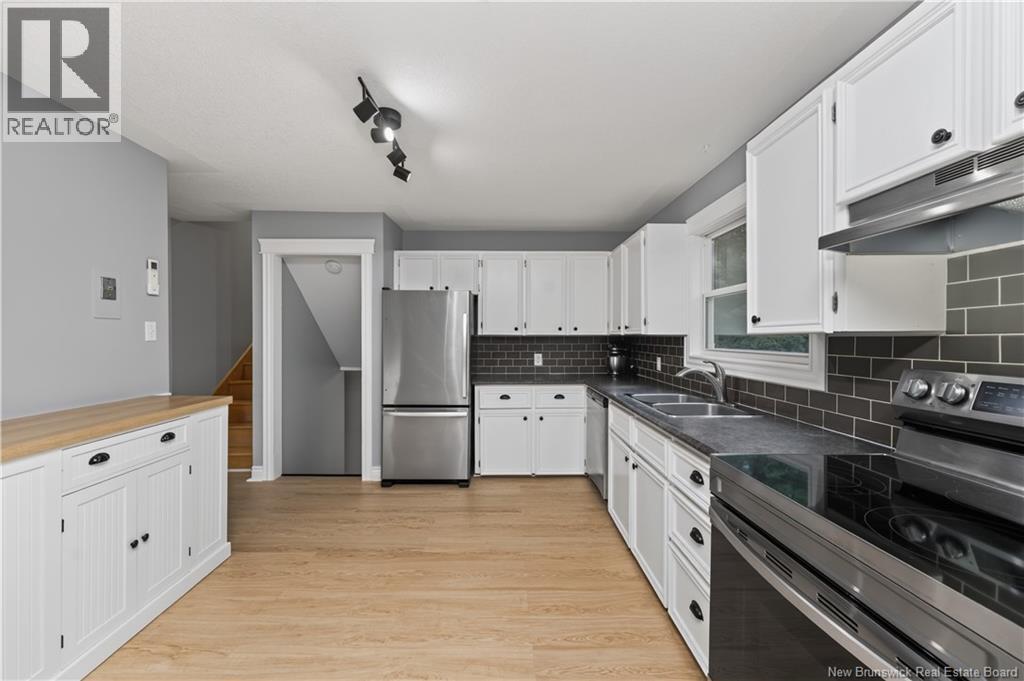 641 CHARLINE Avenue - Image 21