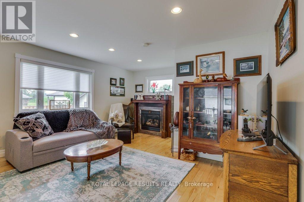 46325 METHODIST STREET - 19