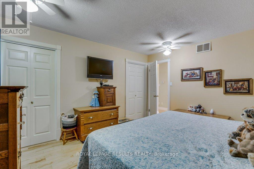 46325 METHODIST STREET - 25